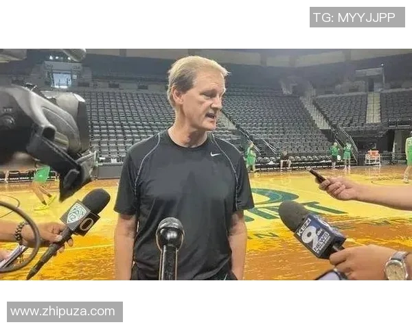 林葳制造三分犯规三罚全中，帮助俄勒冈终结下半场得分荒